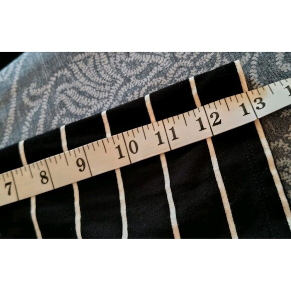 Chico's Blouse Size 2 US L Black/White Striped V Neck 3/4 Sleeve  Rayon - Picture 7 of 9